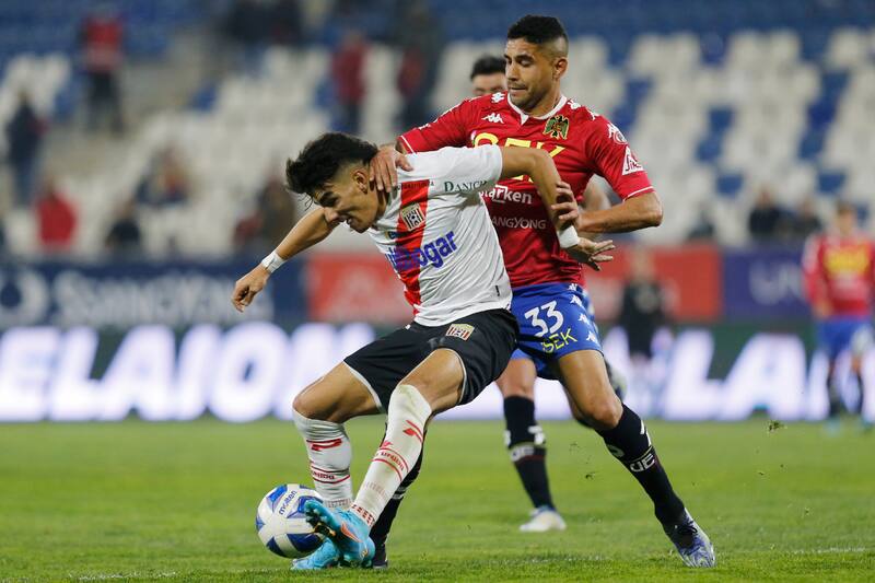 El último partido entre curicanos y rojos fue el 25 de julio del año pasado, con triunfo para los del Maule por 3-1 en San Carlos de Apoquindo. Foto: Agencia Aton.