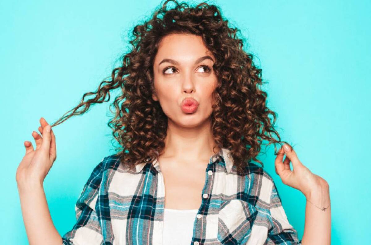 Qué es el método curly y cómo te ayudará a recuperar tus rizos