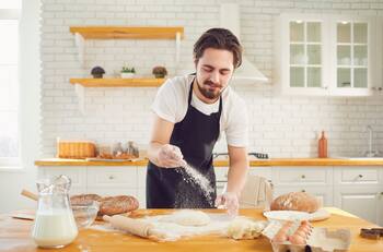 ¿Quieres capacitarte como panadero? Estos son los requisitos y la manera de postular al curso gratuito del Sence