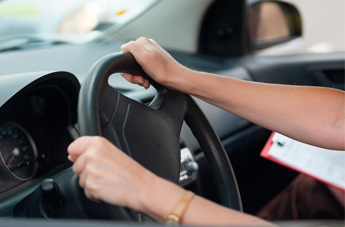 Curso de conducción gratuito para obtener licencia de conducir: Requisitos y cómo postular a este beneficio de Sence