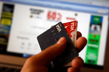 Tiendas del retail entregan siete consejos imperdibles para comprar durante este Cyber Day 2025