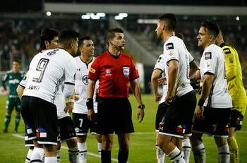 ¡Qué feo! Ex Colo Colo se desgarra en Argentina e hinchas celebran su lesión