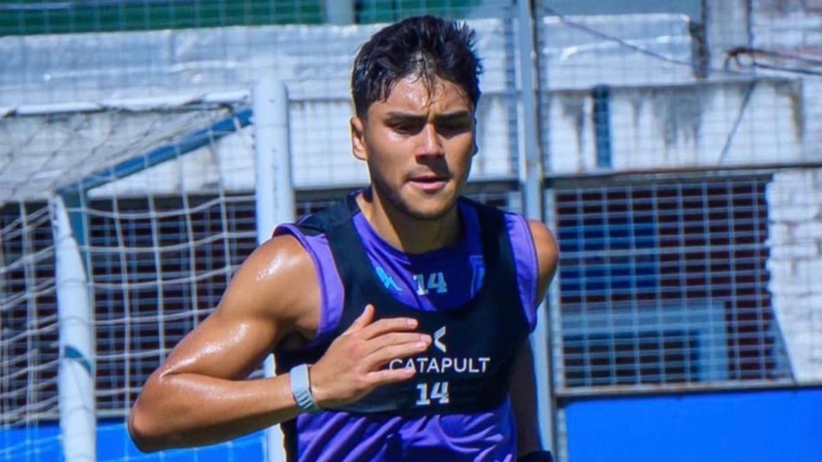 Tras días sin presentarse: Damián Pizarro reaparece en Argentina y entrena con Racing