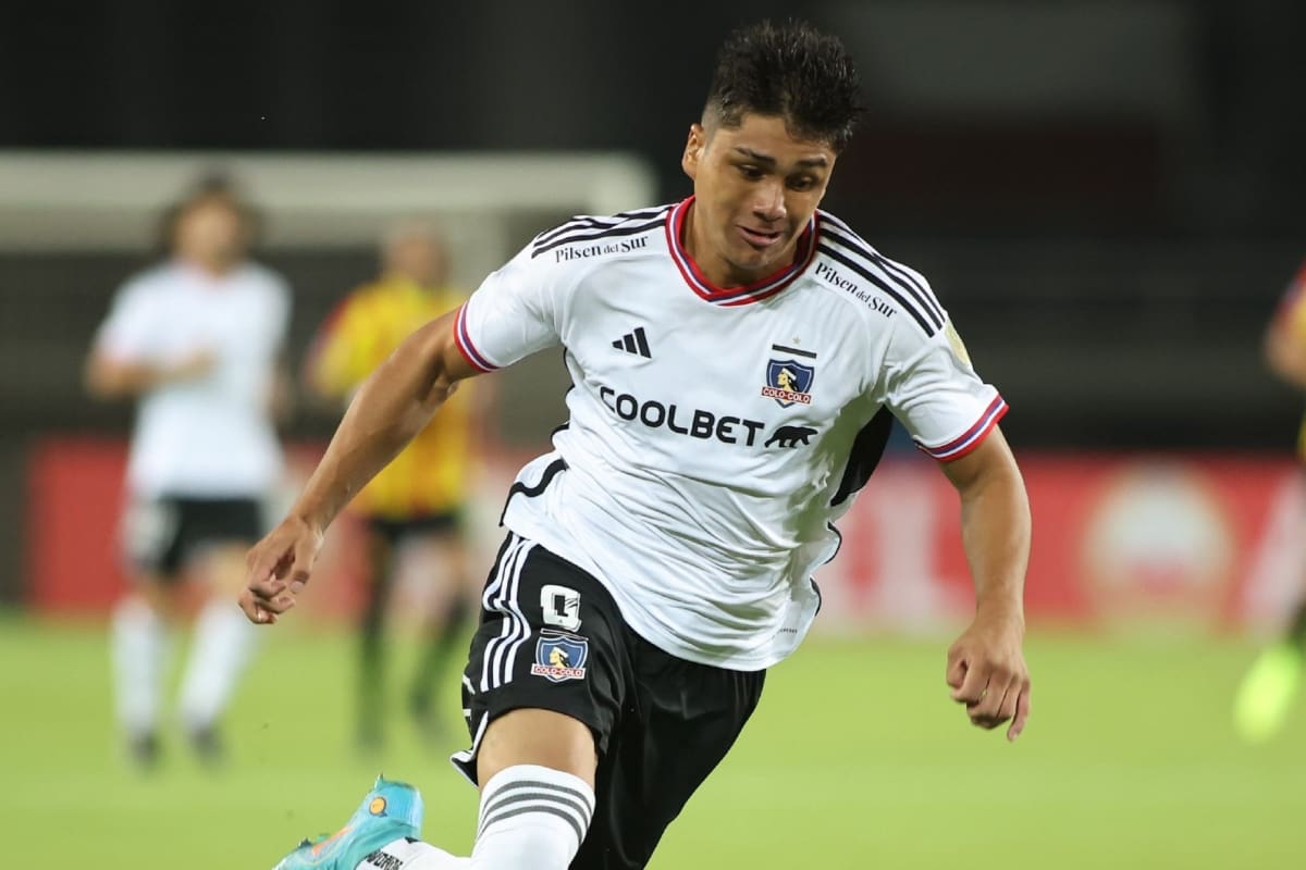 Damián Pizarro fue titular ante Deportivo Pereira. Crédito: @ColoColo.