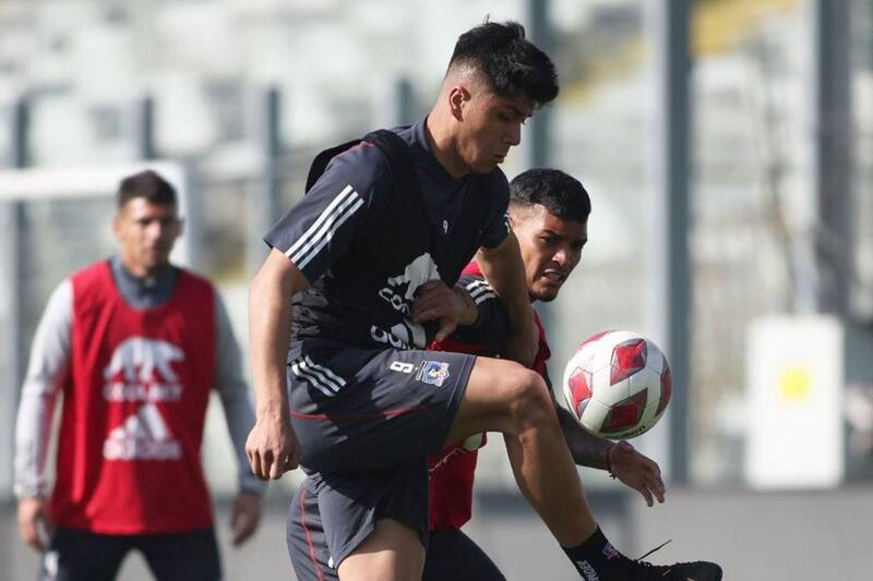 El joven delantero de Colo Colo no sería titular ante Palestino por la Copa Chile.