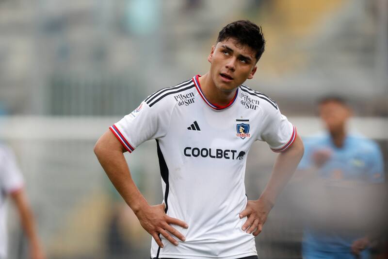 El juvenil de Colo Colo fue noticia en Uruguay por su insólita lesión. (Foto: Agencia Aton)