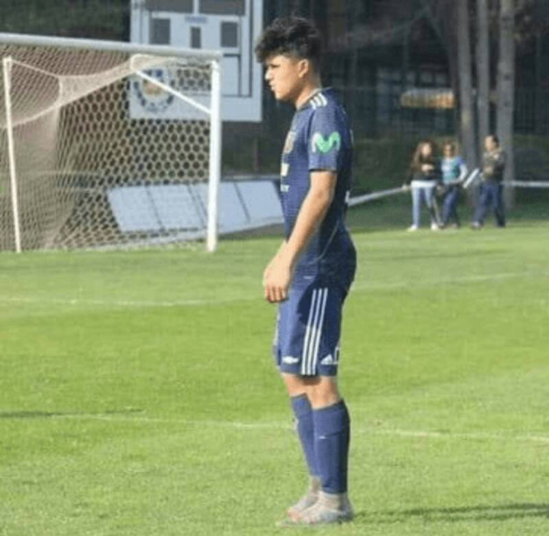 El delantero nacional con la camiseta de la U.