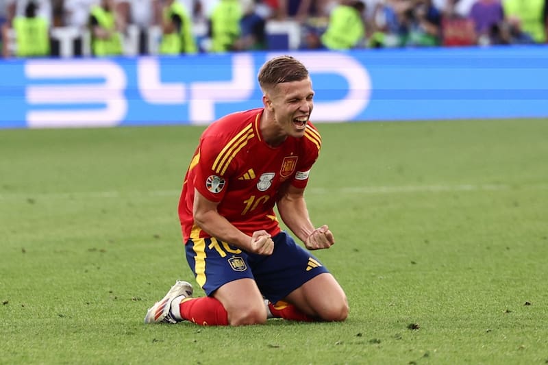 El español será jugador del Barcelona hasta junio de 2030.