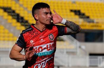 “Cuando viajé por primera vez en avión me acordé de que jugaba por 30 lucas para salvar la semana”