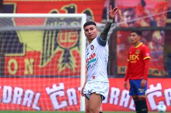 ¿Debía estar en La Roja? Popín Castro sigue encendido y anotó este gol para Limache