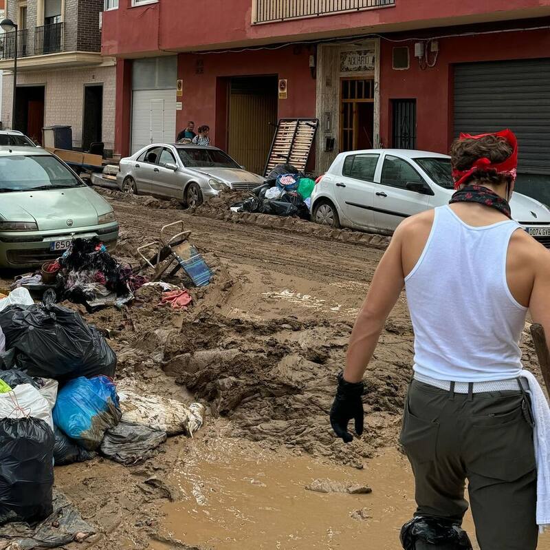Daniel Farkas hizo un llamado a los chilenos a mandar ayuda.