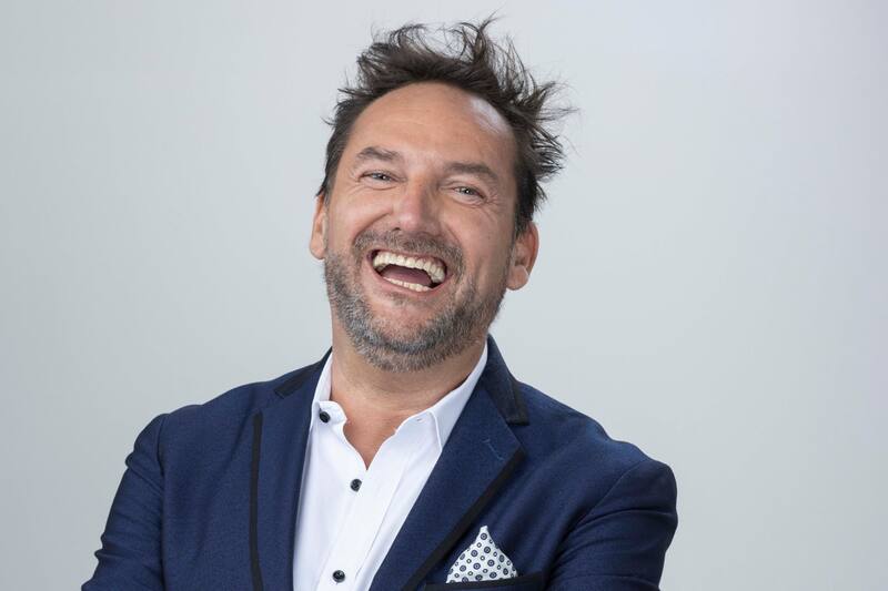 “Ahora Caigo” sube su rating y le pisa los talones a Mega