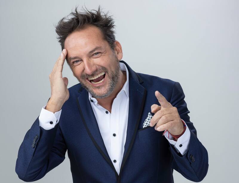 celebra el buen momento de “Ahora Caigo” en TVN