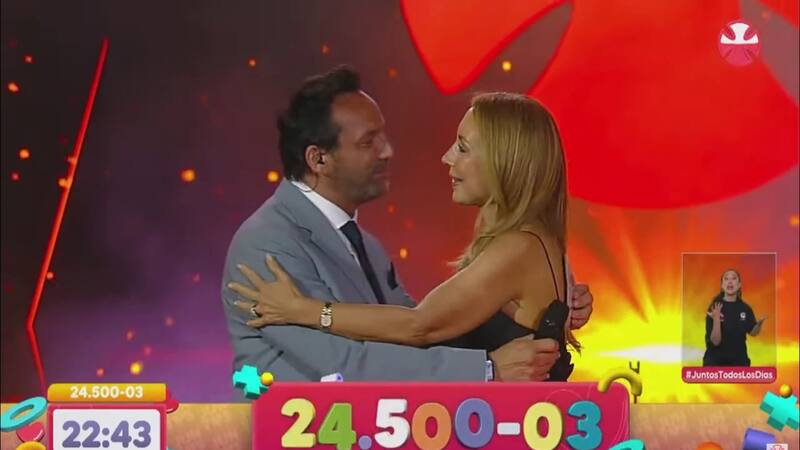 VIDEO: “Este huevito quiere sal”: Así fue el beso entre Daniel Fuenzalida y Karen Doggenweiler