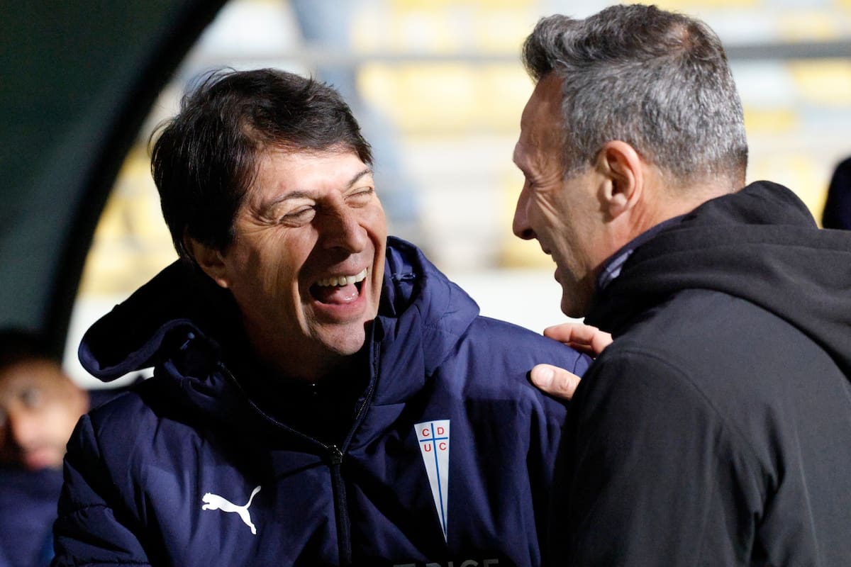 El entrenador de Universidad Católica comienza a recuperar a un jugador lesionado. Foto: Aton.