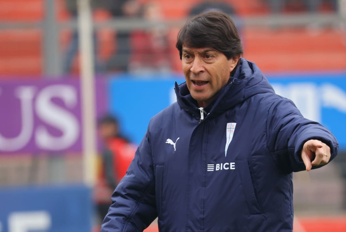 , entrenador de Universidad Católica. Foto: Agencia Aton.