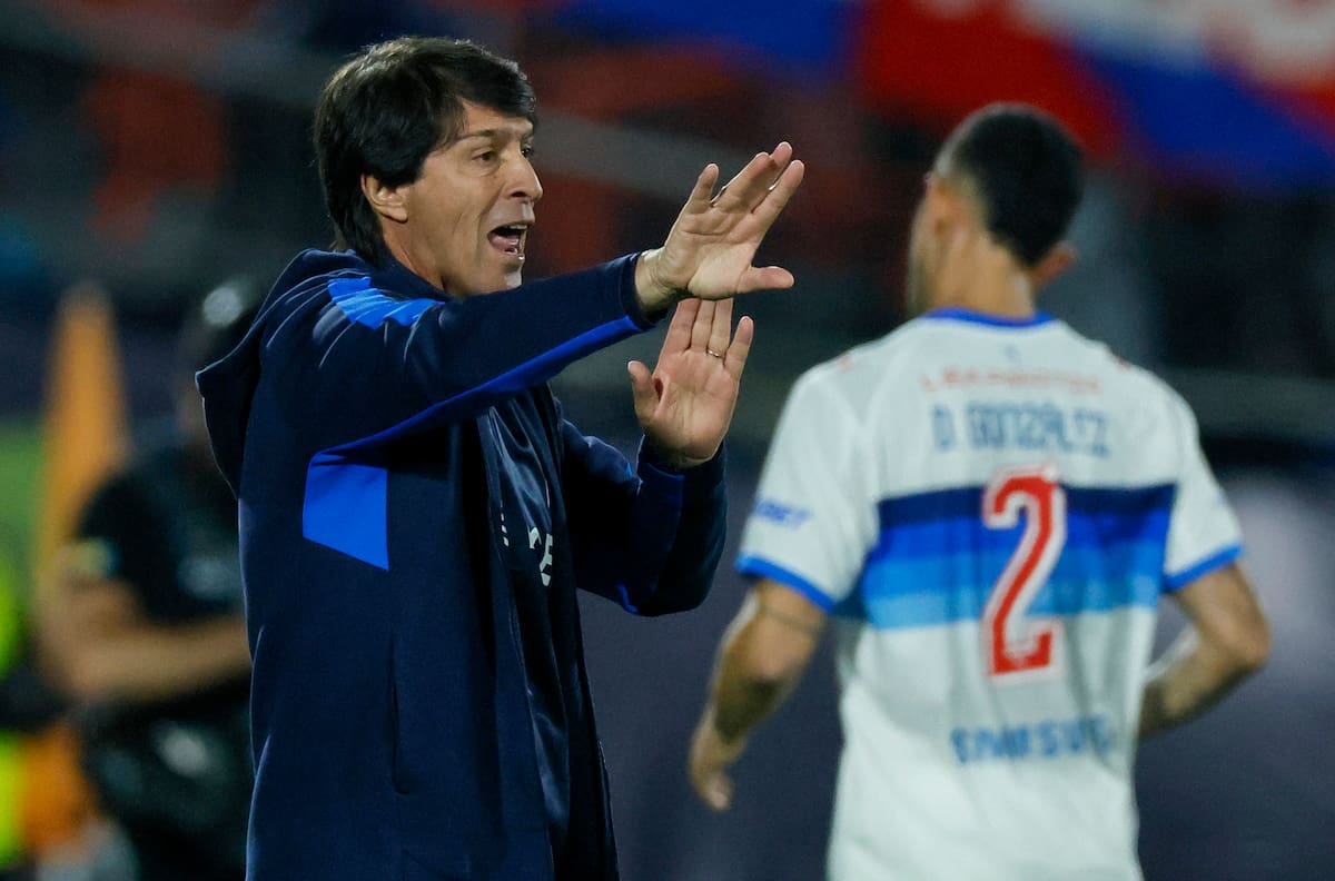 “Me sorprende lo...”: Las 2 llamativas frases de Daniel Garnero tras caer ante la U en el Clásico Universitario