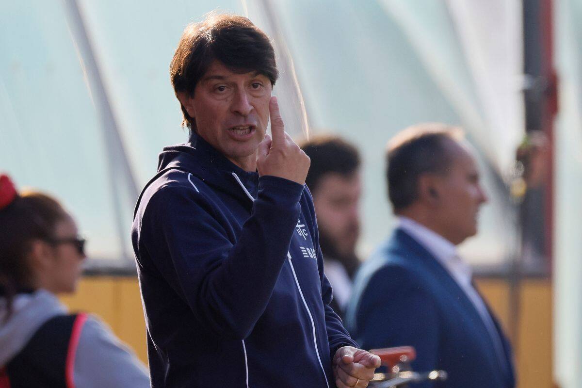 , entrenador de Universidad Católica.