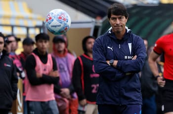 Los dos puestos que le generan un dolor de cabeza a Daniel Garnero antes del inicio de la Liga de Primera