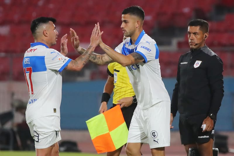 El defensor está en la órbita de Vasco Da Gama. Foto: Agencia Aton.