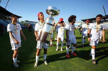 Olvidado por Jorge Almirón asoma como titular en Colo Colo para enfrentar a Unión San Felipe