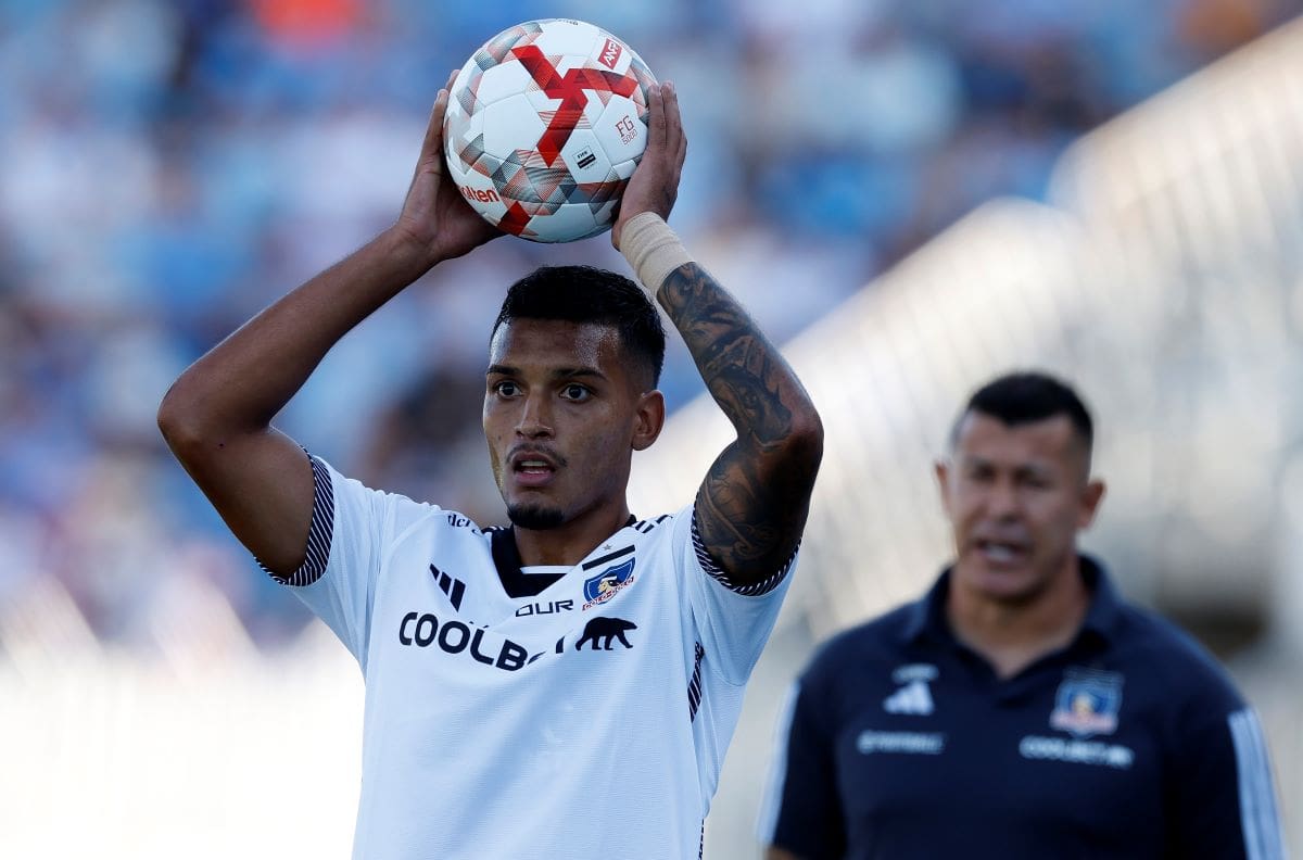 Daniel Gutiérrez se comienza a despedir de Colo Colo: Unión La Calera ultima detalles para su fichaje