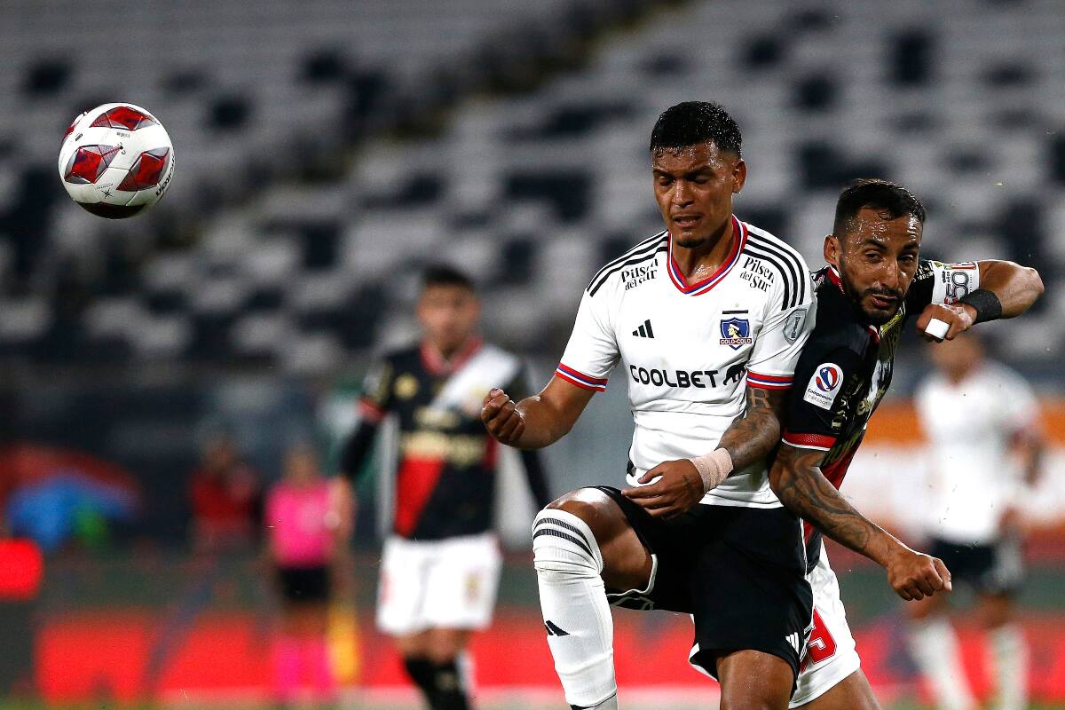 El joven defensa de Colo Colo. (Foto: Agencia Aton)