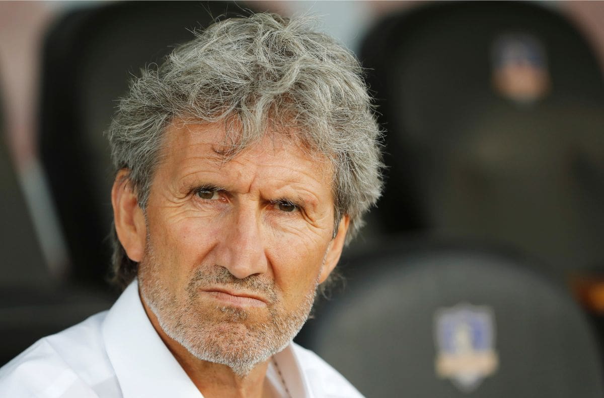 El incómodo momento que vivió Daniel Morón antes del partido entre Colo Colo y Limache en el Estadio Nacional