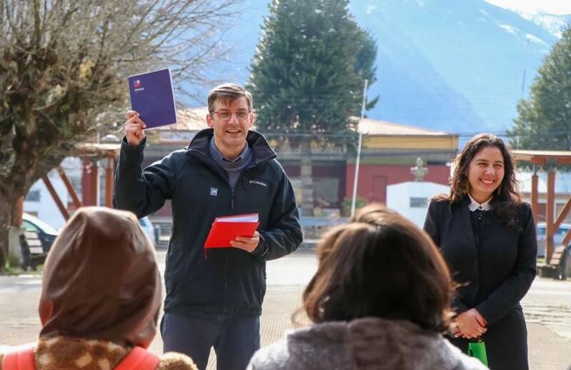 Daniel Stingo en la campaña por el "Apruebo". Foto: Instagram.