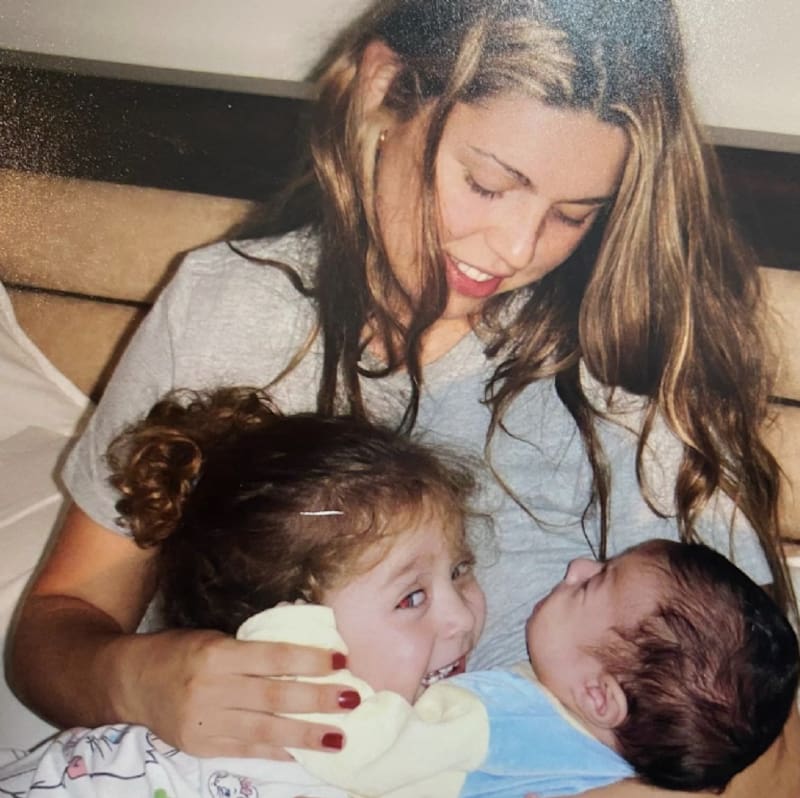 La comunicadora mostró el increíble parecido con su hija Agustina
