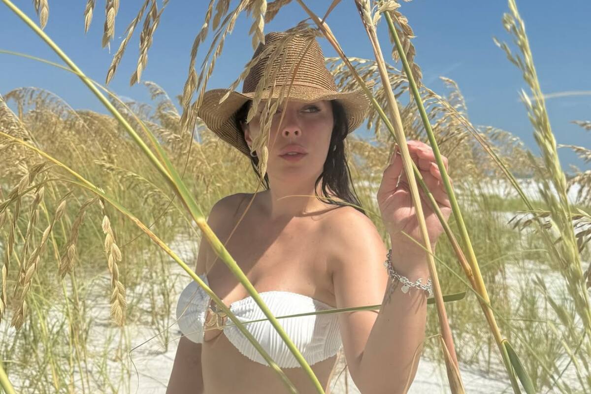 compartió una serie de fotografías de sus vacaciones por redes sociales.