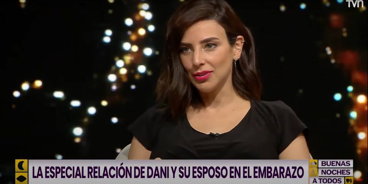 Tras su paso por “The Voice”, la cantante sintió su cuerpo distinto y rápidamente intuyó que estaba embarazada.