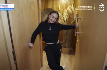 Mascotas y manualidades: Así es el departamento de Daniela Nicolás