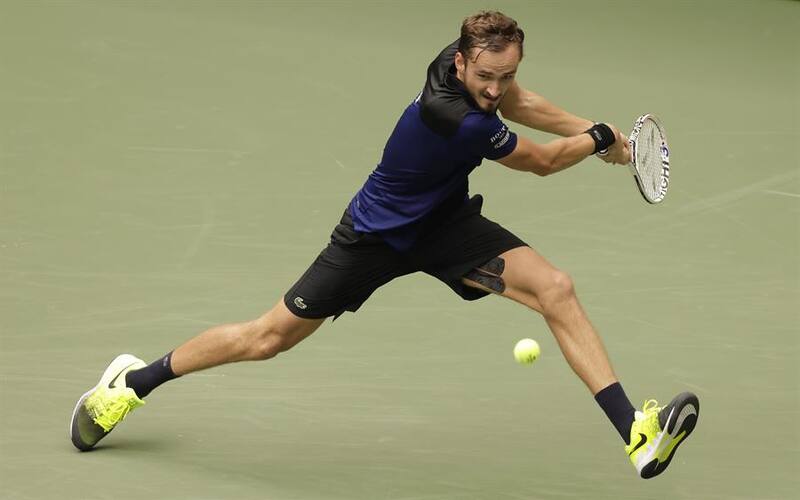 Medvedev será el próximo rival de Cristian Garin en Shanghai.