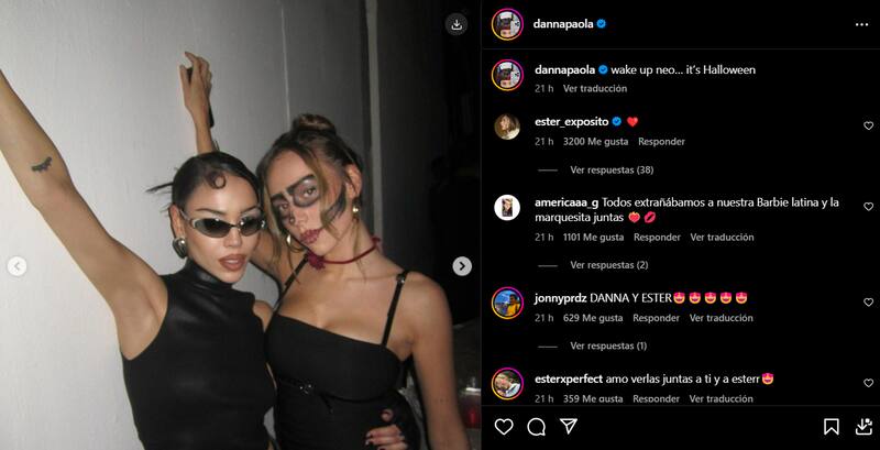 Danna Paola como Trinity de "Matrix" y Ester Expósito como calavera.