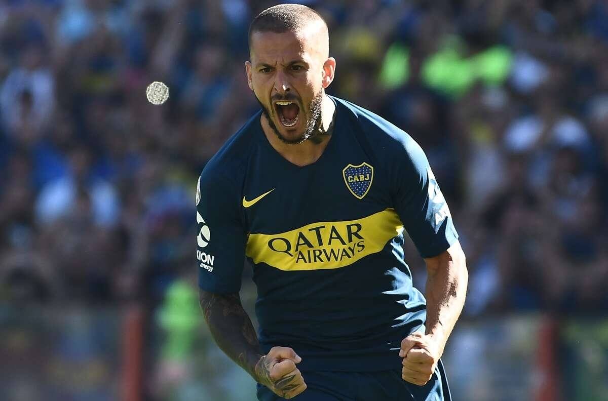 Johnny Herrera jura de guata que Darío Benedetto estaba listo en la U: “Se cayó por el sueldo”