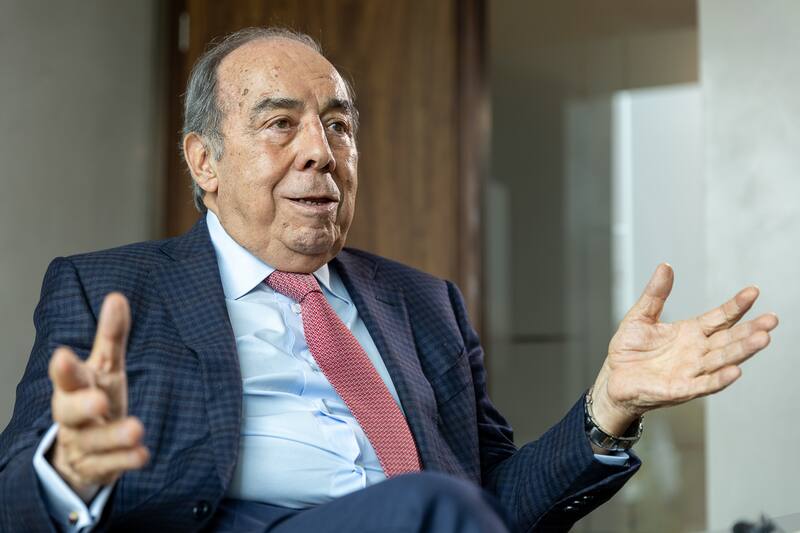 El ex vicepresidente de la ANFP e histórico dirigente hace un crudo análisis del presente de la industria del fútbol chileno.