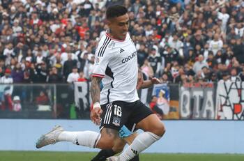 Golpe para Darío Lezcano: Emelec fichó a otro delantero y tendrá que seguir en Colo Colo