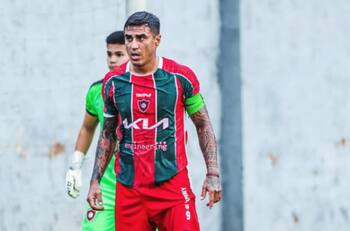 ¿Qué fue de Darío Lezcano? El duro momento que atraviesa el delantero tras su salida de Colo Colo