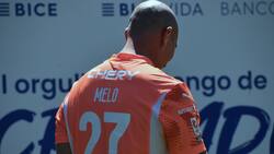 Darío Melo parte de atrás en la UC: la razón que lo hace perder terreno en la lucha por el arco