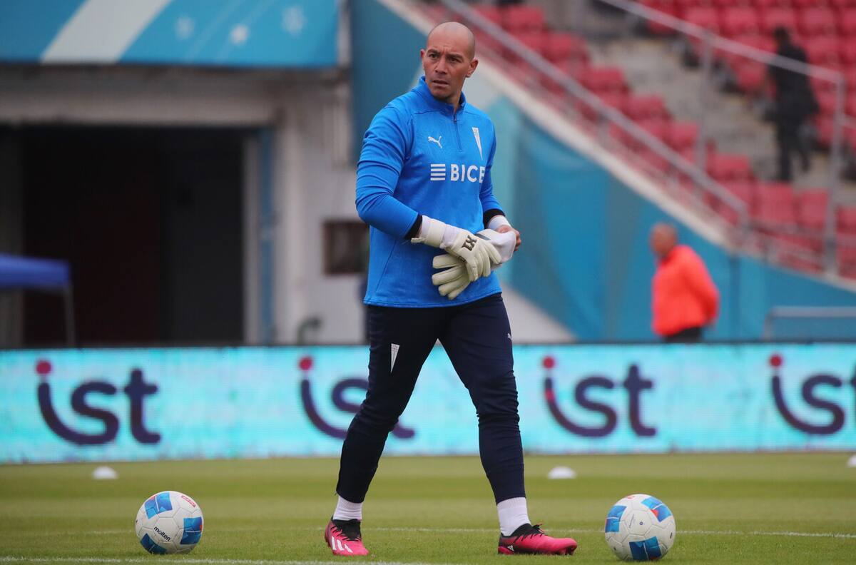 Universidad Católica sorprende a todos con inesperada decisión sobre Darío Melo