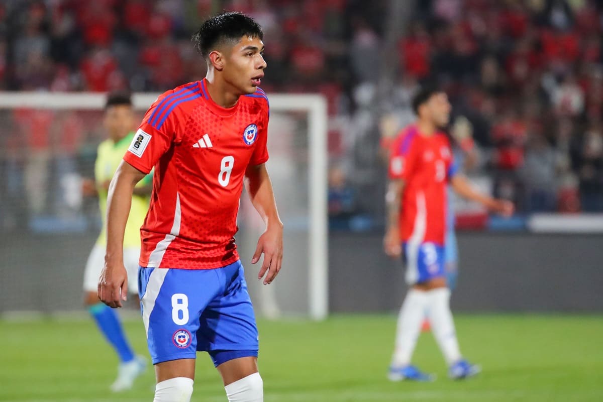 El formado en la U aún no puede ser figura en la Selección. Foto: Aton.