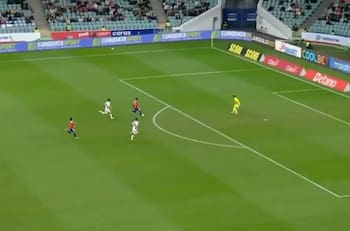 Carrera letal y definición perfecta: el gol de Osorio a Perú que ilusiona a Chile para el futuro