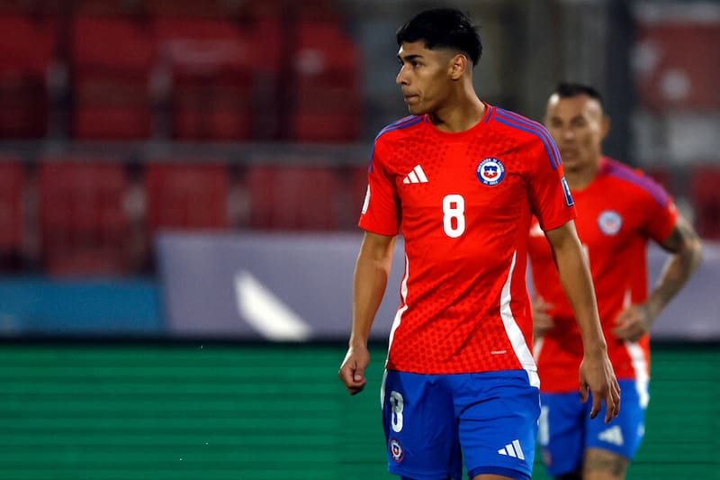 No aguantó más: la radical decisión de Darío Osorio tras ser fuertemente cuestionado en la Selección Chilena. Foto: Aton.