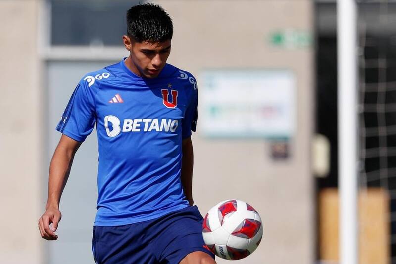 Darío Osorio, jugador de la Universidad de Chile. Foto: Universidad de Chile