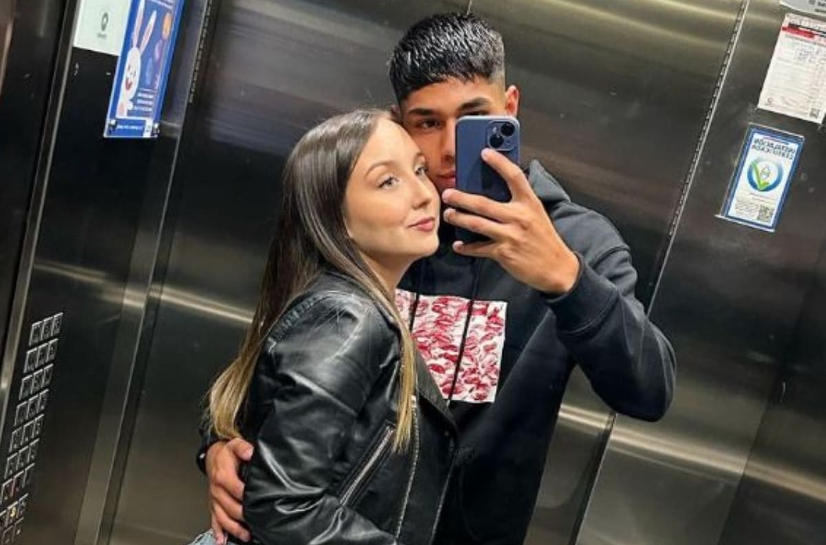 El orgullo de Catalina Díaz, polola de Darío Osorio, por el primer partido del jugador chileno por el Midtjylland