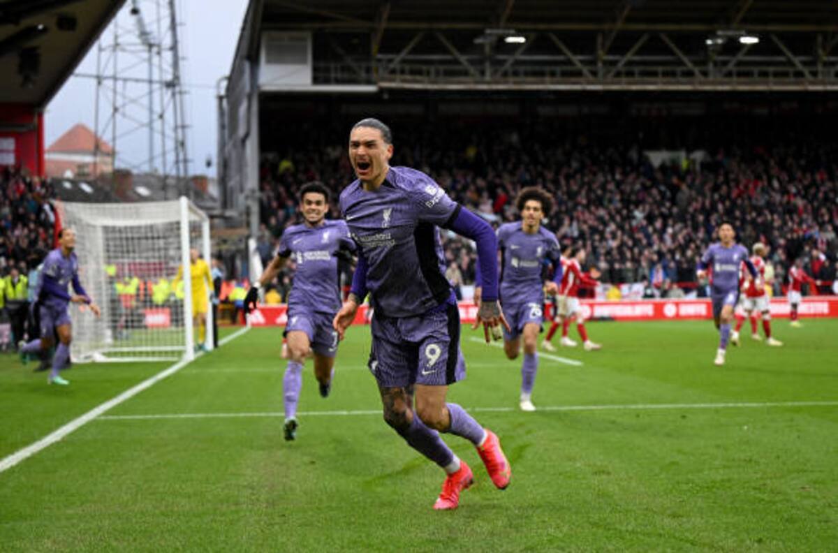 VIDEO | ¡A los 99! Agónico gol del Liverpool para seguir como líder en la Premier League