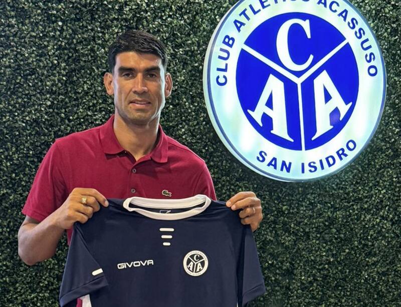 fue presentado en su nuevo equipo, Club Atlético Acassuso. (Foto: @AcassusoOficial)