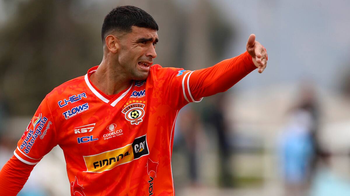 Contrato inesperado: David Escalante define su futuro tras negociar su regreso al fútbol chileno