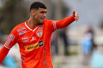 Contrato inesperado: David Escalante define su futuro tras negociar su regreso al fútbol chileno